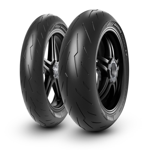 190/50 ZR17 Pirelli Diablo Rosso IV 73W  Rear